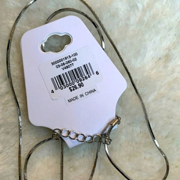 🆕️RICKI'S NECKLACE - Picture 5 of 9